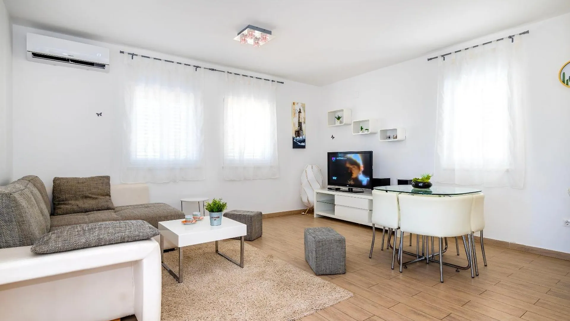 House Goran 0*, Kolan Croatia